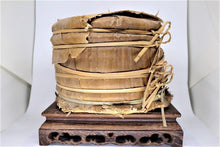 1980s late to 90’s Tong Xing Hao Yellow Oil  paper sheng Beeng Cha - 350g