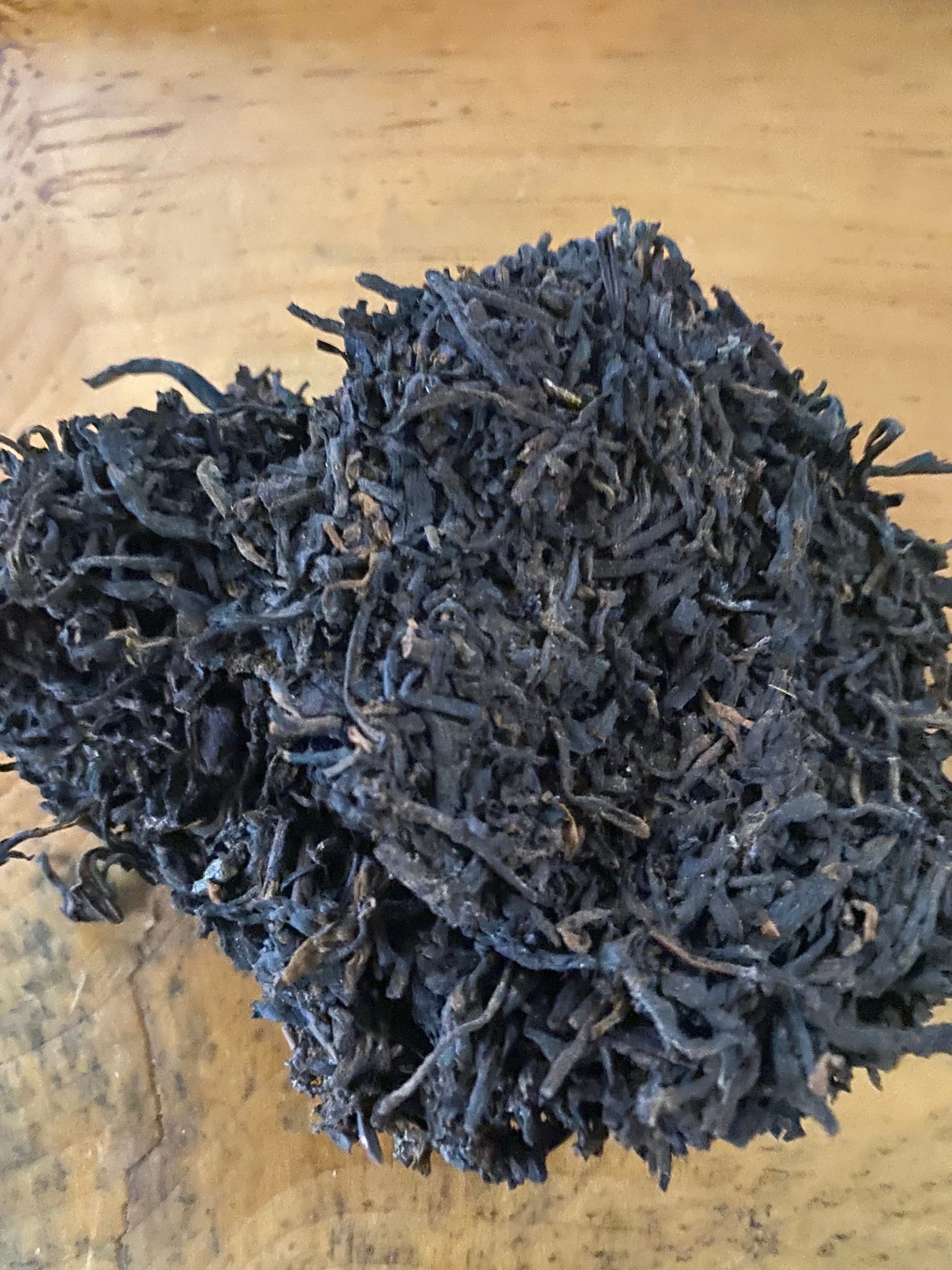 1980's Liu Bao Private Storage 33kg Gold Label  Shan Yuan Du Lao Liu Bao Tea PremiumLeaf tips